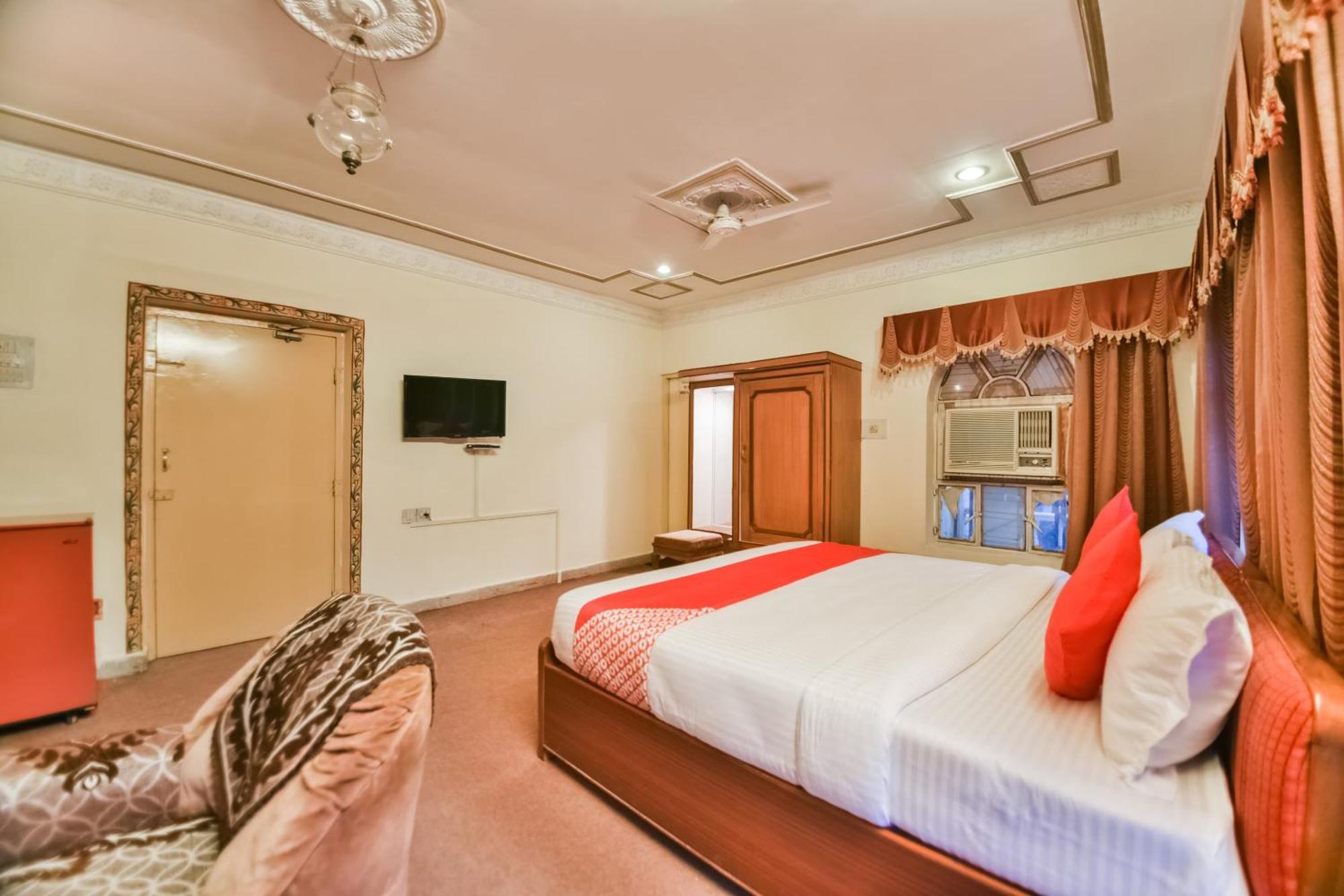 Hotel O Raj Kesar Tirath Luaran gambar